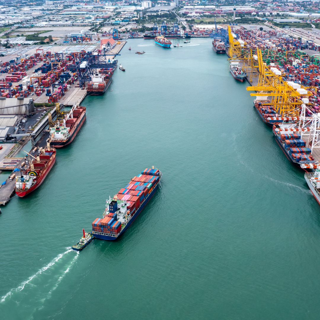 CONSUMIDORES CHILENOS EN ALERTA ANTE ALZA EN TARIFAS NAVIERAS